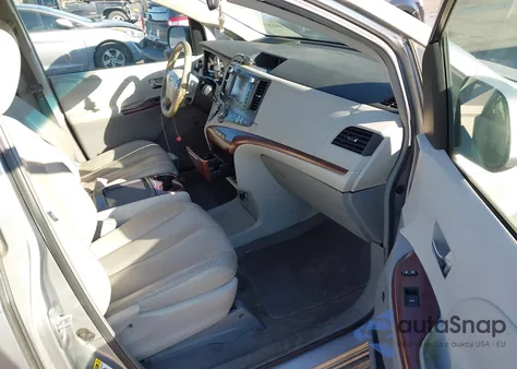 2011 Toyota Sienna Xle V6 из США, поврежденный, VIN 5TDYK3DC6BS005223